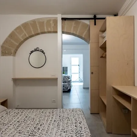 Al 22 Apartment *
